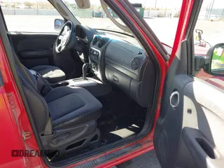 2002 Jeep Liberty Limited with VIN 1J4GL58K22W109515, listed as a IAAI auction lot 41936797 with 100,614 mi miles and . Bid and sale history available at carsss.com. Image 5.