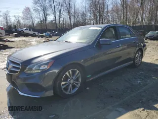 2016 Mercedes-Benz E-Class E 350 Luxury with VIN WDDHF8JBXGB233789, listed as a Copart auction lot 49990505 with 136,692 mi miles and Salvage Title. Bid and sale history available at carsss.com. Image 1.