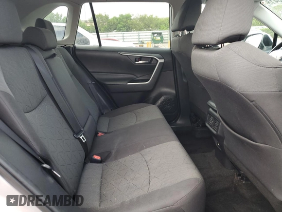 2021 Toyota RAV4 XLE with VIN 2T3W1RFVXMW161939, listed as a Copart auction lot 62233415 with 34,291 mi miles and Salvage title. Bid and sale history available at DreamBid. Image 11.