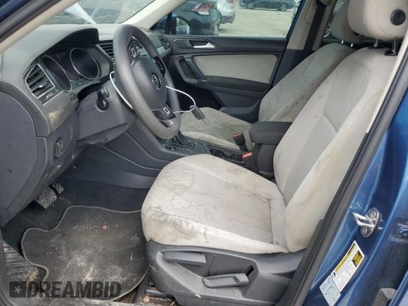 2018 Volkswagen Tiguan S z VIN 3VV1B7AX6JM084103, wystawiony jako Copart lot #65433355 z przebiegiem 112 946 mil mil oraz Czysty tytuł • Clean title. Historia ofert i sprzedaży dostępna na DreamBid. Obrazek 7.