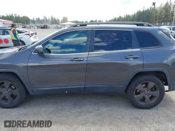 2016 Jeep Cherokee Latitude z VIN 1C4PJMCB9GW293047, wystawiony jako IAAI lot #42325392 z przebiegiem 127 706 mil mil oraz . Historia ofert i sprzedaży dostępna na DreamBid. Obrazek 15.