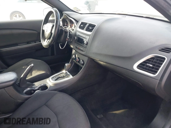 2013 Dodge Avenger SE with VIN 1C3CDZAB2DN637426, listed as a IAAI auction lot 42116863 with 95,597 mi miles. Bid and sale history available at carsss.com. Image 5.