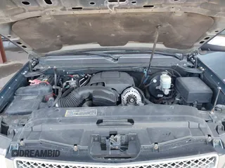 2009 Chevrolet Suburban LTZ with VIN 1GNFC36J29R293712, listed as a IAAI auction lot 42577800 with 202,593 mi miles and . Bid and sale history available at DreamBid. Image 10.