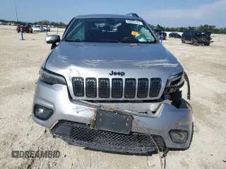 2019 Jeep Cherokee Latitude Plus with VIN 1C4PJLLB6KD338752, listed as a Copart auction lot 56044725 with 70,448 mi miles and Salvage title. Bid and sale history available at DreamBid. Image 5.