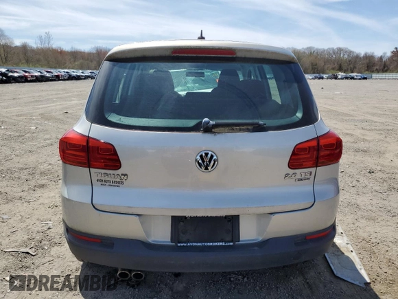 2012 Volkswagen Tiguan S with VIN WVGBV7AX6CW599465, listed as a Copart auction lot 54401705 with 107,434 mi miles and Clean Title. Bid and sale history available at DreamBid. Image 6.