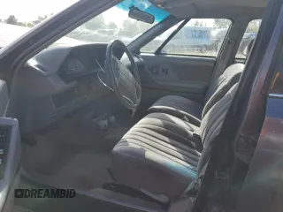 1993 Oldsmobile 88 z VIN 1G3HN53L4PH310087, wystawiony jako Copart lot #75523874 z przebiegiem 151 178 mil mil oraz Czysty tytuł • Clean title. Historia ofert i sprzedaży dostępna na DreamBid. Obrazek 7.