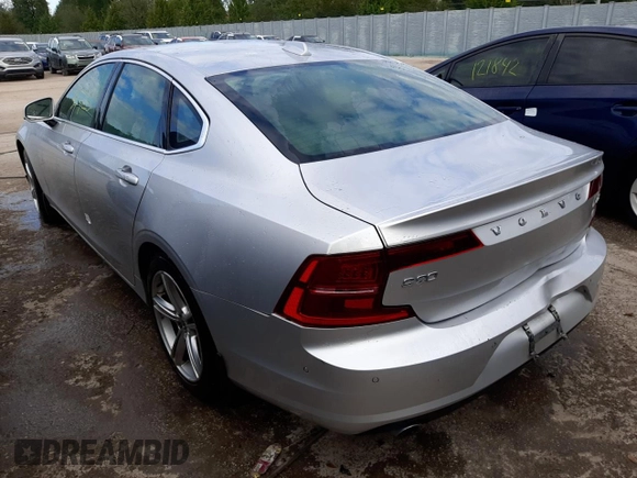2017 Volvo S90 Momentum z VIN YV1102AKXH1012981, wystawiony jako Copart lot #67930522 z przebiegiem 38 325 mil mil oraz . Historia ofert i sprzedaży dostępna na DreamBid. Obrazek 2.