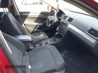 2015 Volkswagen Passat Limited Edition Edition с VIN 1VWAT7A33FC095039, выставлен на аукционе IAAI как лот 42567673 с пробегом 112 922 миль миль и . История ставок и продаж доступна на DreamBid. Изображение 5.