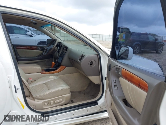 2000 Lexus GS 300 with VIN JT8BD68S0Y0085924, listed as a IAAI auction lot 42145961 with 263,111 mi miles and . Bid and sale history available at DreamBid. Image 5.