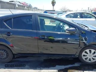 2012 Toyota Prius One z VIN JTDKDTB33C1017704, wystawiony jako IAAI lot #42227623 z przebiegiem 116 058 mil mil oraz . Historia ofert i sprzedaży dostępna na DreamBid. Obrazek 13.