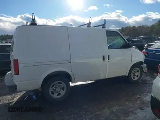 2004 Chevrolet Astro Cargo Van with VIN 1GCDM19XX4B117946, listed as a IAAI auction lot 41483281 with 188,593 mi miles. Bid and sale history available at carsss.com. Image 13.
