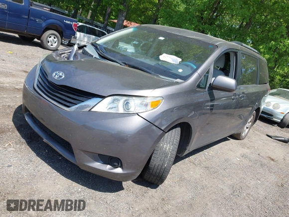 2011 Toyota Sienna LE AAS with VIN 5TDKK3DC3BS015911, listed as a IAAI auction lot 42025041 with 361,279 mi miles and . Bid and sale history available at DreamBid. Image 2.