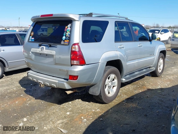 2004 Toyota 4Runner Limited with VIN JTEBU17R740036034, listed as a IAAI auction lot 41587335 with 199,884 mi miles. Bid and sale history available at carsss.com. Image 4.