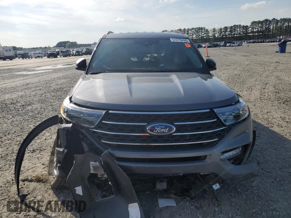 2024 Ford Explorer XLT z VIN 1FMSK7DH0RGA62669, wystawiony jako Copart lot #51275245 z przebiegiem 7 790 mil mil oraz Szkoda całkowita • Salvage title. Historia ofert i sprzedaży dostępna na DreamBid. Obrazek 5.