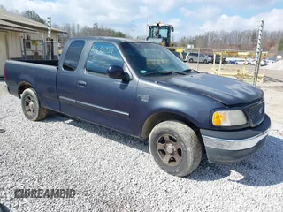 2001 Ford F-150 XL z VIN 1FTRX17W41NA28584, wystawiony jako IAAI lot #41656724 z przebiegiem 168 400 mil mil oraz . Historia ofert i sprzedaży dostępna na DreamBid. Obrazek 1.