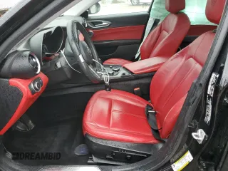 2018 Alfa Romeo Giulia Ti Lusso z VIN ZARFAEEN7J7591242, wystawiony jako Copart lot #76431503 z przebiegiem 64 000 mil mil oraz Nie do naprawy • Non repairable. Historia ofert i sprzedaży dostępna na DreamBid. Obrazek 7.