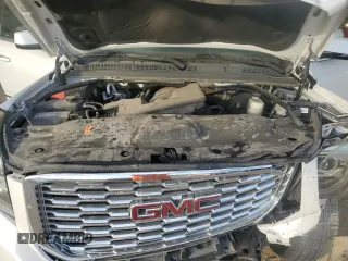 2019 GMC Yukon Denali with VIN 1GKS1CKJ7KR370524, listed as a Copart auction lot 77344394 with 39,753 mi miles and Salvage Title. Bid and sale history available at carsss.com. Image 12.
