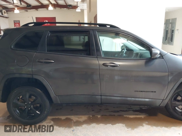 2016 Jeep Cherokee Latitude с VIN 1C4PJMCB8GW115386, выставлен на аукционе IAAI как лот 42351776 с пробегом 99 136 миль миль и . История ставок и продаж доступна на DreamBid. Изображение 13.