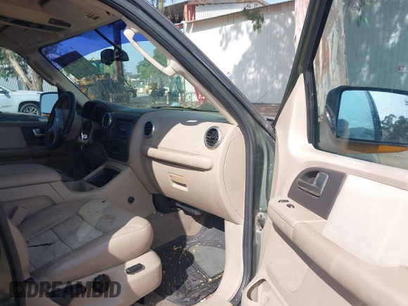 2003 Ford Expedition Eddie Bauer with VIN 1FMPU17L03LC04711, listed as a IAAI auction lot 42641380 with 197,987 mi miles and . Bid and sale history available at DreamBid. Image 5.
