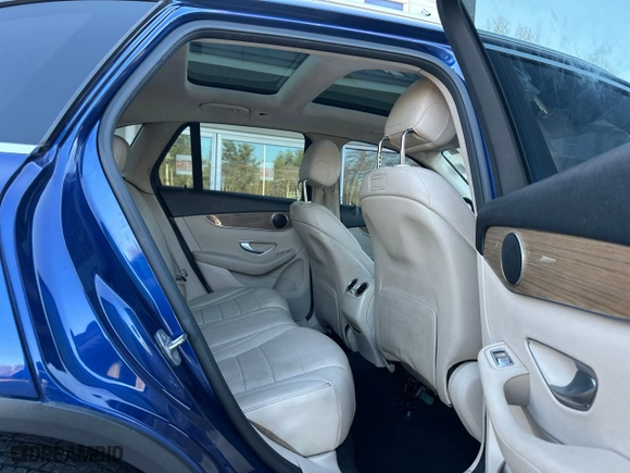 2018 Mercedes-Benz GLC with VIN WDC0G4JB2JV038590, listed as a Copart auction lot 53703735 with 134,141 mi miles and Clean Title. Bid and sale history available at carsss.com. Image 6.