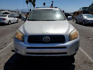 2008 Toyota RAV4 Sport with VIN JTMZD32VX85095204, listed as a Copart auction lot 66750505 with 153,388 mi miles and Clean title. Bid and sale history available at DreamBid. Image 5.