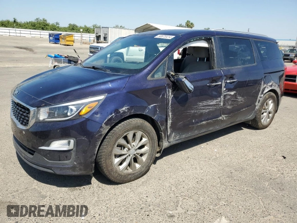 2020 Kia Sedona EX with VIN KNDMB5C14L6644308, listed as a Copart auction lot 58670414 with 186,148 mi miles and Non Repairable. Bid and sale history available at carsss.com. Image 1.