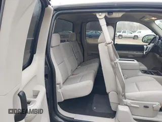 2007 Chevrolet Silverado 1500 1LT with VIN 2GCEK19J271577984, listed as a IAAI auction lot 41736967 with 224,716 mi miles and . Bid and sale history available at DreamBid. Image 8.