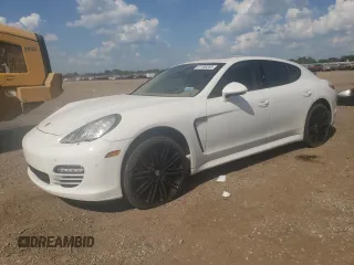 2012 Porsche Panamera z VIN WP0AA2A75CL012141, wystawiony jako Copart lot #61195265 z przebiegiem 71 120 mil mil oraz Czysty tytuł • Clean title. Historia ofert i sprzedaży dostępna na DreamBid. Obrazek 1.