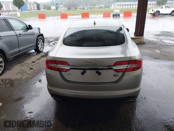 2014 Jaguar XF V6 SC with VIN SAJWJ0EF9E8U17227, listed as a IAAI auction lot 40455665 with 125,196 mi miles. Bid and sale history available at carsss.com. Image 16.