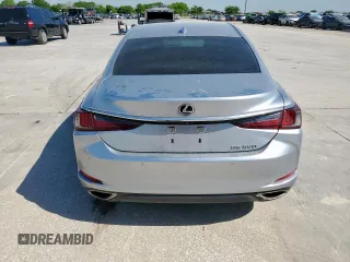 2022 Lexus ES 350 z VIN 58ADZ1B14NU126529, wystawiony jako Copart lot #52845625 z przebiegiem 59 445 mil mil oraz Szkody całkowita. Historia ofert i sprzedaży dostępna na DreamBid. Obrazek 6.