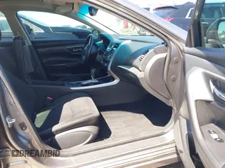 2015 Nissan Altima S with VIN 1N4AL3AP9FC574862, listed as a IAAI auction lot 41981187 with 151,867 mi miles and . Bid and sale history available at DreamBid. Image 5.