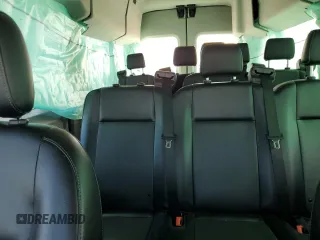 2023 Ford Transit Passenger XL z VIN 1FBAX2X80PKA62847, wystawiony jako Copart lot #57968365 z przebiegiem 51 106 mil mil oraz Szkoda całkowita • Salvage title. Historia ofert i sprzedaży dostępna na DreamBid. Obrazek 10.