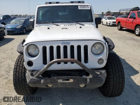 2014 Jeep Wrangler Unlimited Rubicon with VIN 1C4BJWFG0EL201559, listed as a Copart auction lot 59580575 with 182,101 mi miles and Salvage title. Bid and sale history available at DreamBid. Image 5.