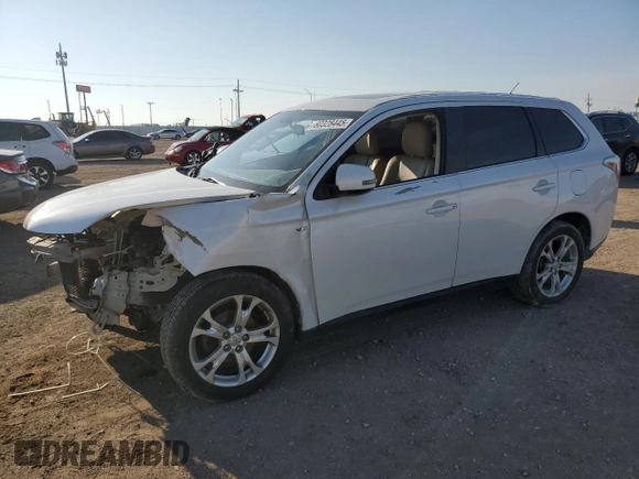 2014 Mitsubishi Outlander GT z VIN JA4JZ4AXXEZ010822, wystawiony jako Copart lot #60328445 z przebiegiem Nie podano mil oraz Szkoda całkowita • Salvage title. Historia ofert i sprzedaży dostępna na DreamBid. Obrazek 1.