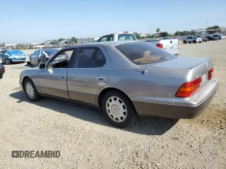 1996 Lexus LS 400 z VIN JT8BH22F8T0048301, wystawiony jako Copart lot #61438155 z przebiegiem 231 691 mil mil oraz Czysty tytuł • Clean title. Historia ofert i sprzedaży dostępna na DreamBid. Obrazek 2.