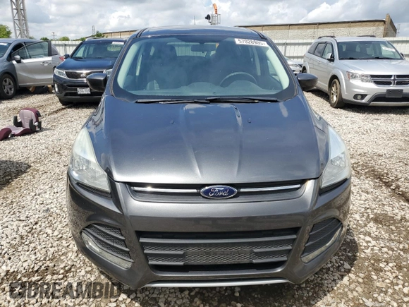2016 Ford Escape SE z VIN 1FMCU9G95GUB48539, wystawiony jako Copart lot #57028905 z przebiegiem 124 307 mil mil oraz Szkody całkowita. Historia ofert i sprzedaży dostępna na DreamBid. Obrazek 5.