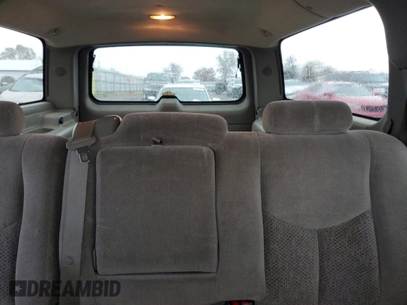 2005 Chevrolet Suburban LS with VIN 3GNFK16Z15G250471, listed as a Copart auction lot 84955194 with 192,610 mi miles and Clean Title. Bid and sale history available at carsss.com. Image 10.