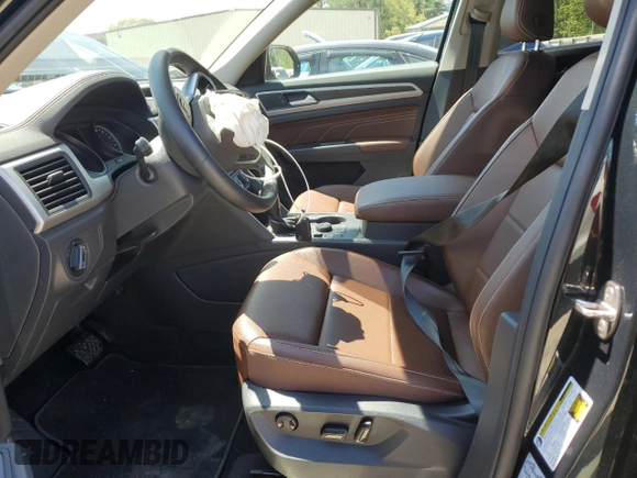 2021 Volkswagen Atlas SE z VIN 1V2HP2CA0MC608375, wystawiony jako Copart lot #56073325 z przebiegiem 38 240 mil mil oraz Szkoda całkowita • Salvage title. Historia ofert i sprzedaży dostępna na DreamBid. Obrazek 7.