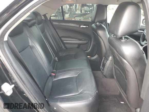 2017 Chrysler 300 Limited with VIN 2C3CCARG9HH582699, listed as a Copart auction lot 47643024 with 117,926 mi miles and Clean title. Bid and sale history available at DreamBid. Image 10.