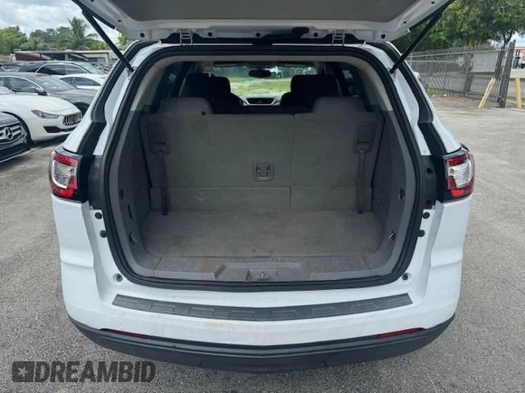 2016 Chevrolet Traverse LS with VIN 1GNKRFED2GJ236027, listed as a Copart auction lot 41712055 with 117,234 mi miles and Salvage Title. Bid and sale history available at carsss.com. Image 11.