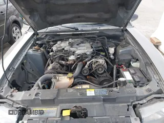 2001 Ford Mustang Standard с VIN 1FAFP40491F205918, выставлен на аукционе IAAI как лот 42221513 с пробегом Не указан миль и . История ставок и продаж доступна на DreamBid. Изображение 10.