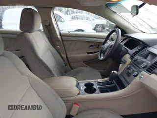 2016 Ford Taurus SE z VIN 1FAHP2D83GG131408, wystawiony jako IAAI lot #41552981 z przebiegiem 151 295 mil mil oraz . Historia ofert i sprzedaży dostępna na DreamBid. Obrazek 5.