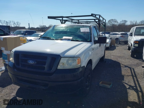 2007 Ford F-150 XL with VIN 1FTPF12V07KC40241, listed as a IAAI auction lot 41736613 with 403,583 mi miles. Bid and sale history available at carsss.com. Image 6.
