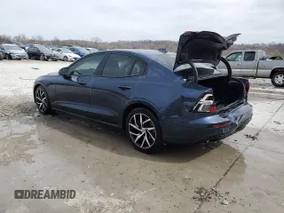 2020 Volvo S60 Momentum with VIN 7JR102FK4LG046842, listed as a Copart auction lot 49681585 with 42,047 mi miles and Salvage Title. Bid and sale history available at carsss.com. Image 2.