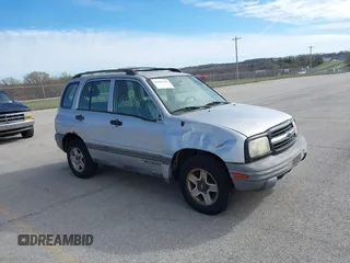 2002 Chevrolet Tracker z VIN 2CNBJ13C026941214, wystawiony jako IAAI lot #41857213 z przebiegiem 168 140 mil mil oraz . Historia ofert i sprzedaży dostępna na DreamBid. Obrazek 1.