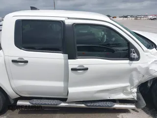 2022 Nissan Frontier SV with VIN 1N6ED1EJ4NN696435, listed as a IAAI auction lot 42184739 with 13,770 mi miles and . Bid and sale history available at DreamBid. Image 14.