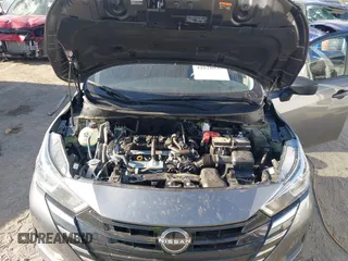 2024 Nissan Versa S z VIN 3N1CN8DV2RL910111, wystawiony jako IAAI lot #42028037 z przebiegiem 12 848 mil mil oraz . Historia ofert i sprzedaży dostępna na DreamBid. Obrazek 10.