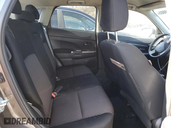 2018 Mitsubishi Outlander ES z VIN JA4AR3AU0JU018239, wystawiony jako Copart lot #50518885 z przebiegiem 128 351 mil mil oraz Szkoda całkowita • Salvage title. Historia ofert i sprzedaży dostępna na DreamBid. Obrazek 11.