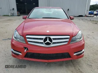 2012 Mercedes-Benz C 250 Sport z VIN WDDGF4HB8CA634168, wystawiony jako Copart lot #60887975 z przebiegiem 71 254 mil mil oraz Czysty tytuł • Clean title. Historia ofert i sprzedaży dostępna na DreamBid. Obrazek 5.