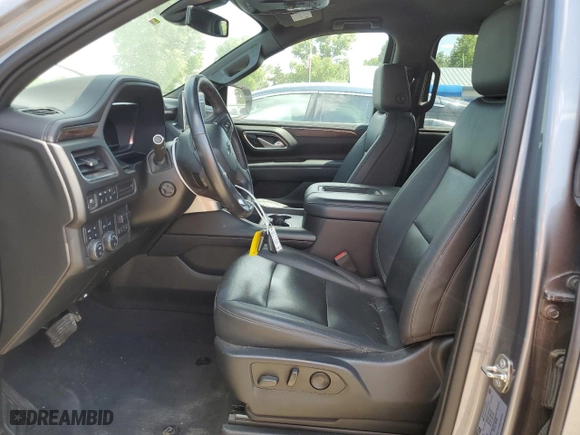 2022 Chevrolet Suburban Z71 with VIN 1GNSKDKD1NR202155, listed as a Copart auction lot 60653304 with 67,495 mi miles and Salvage Title. Bid and sale history available at carsss.com. Image 7.